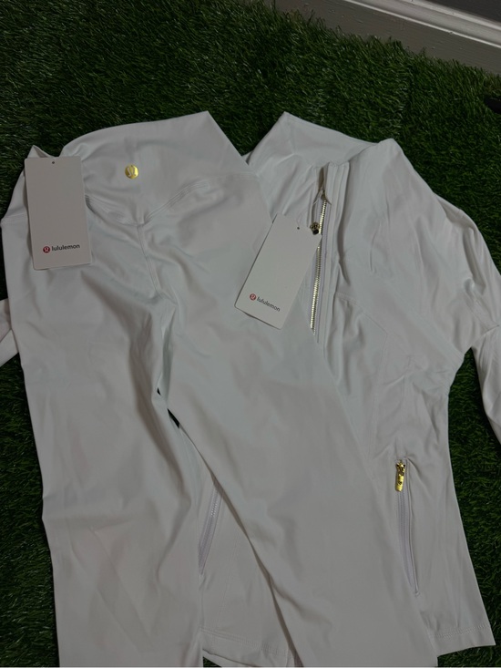 lululemon athletica Jackets & Blazers - lululemon athletica White Lightweight Zip-Front Utility Jacket